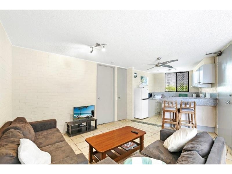 12/21 Old Burleigh Road, Surfers Paradise QLD 4217