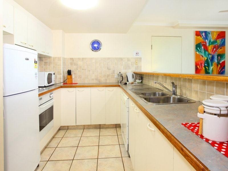 7B/2 Fern Street, Surfers Paradise QLD 4217