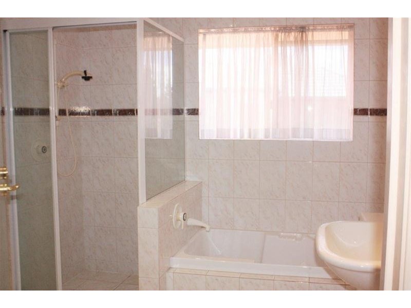 14 Buccaneer Court, Paradise Waters QLD 4217