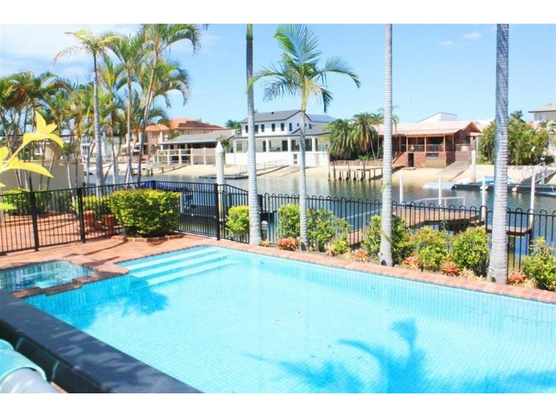 14 Buccaneer Court, Paradise Waters QLD 4217