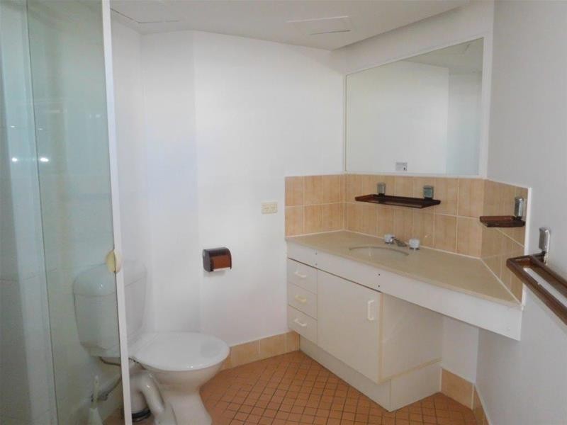 26/114 Marine Parade, Southport QLD 4215