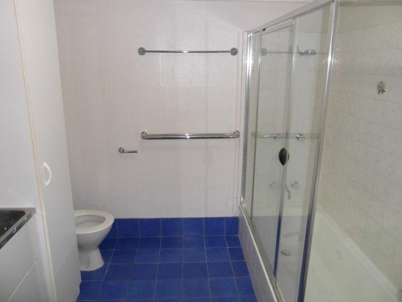 20 Leonard Avenue, Surfers Paradise QLD 4217