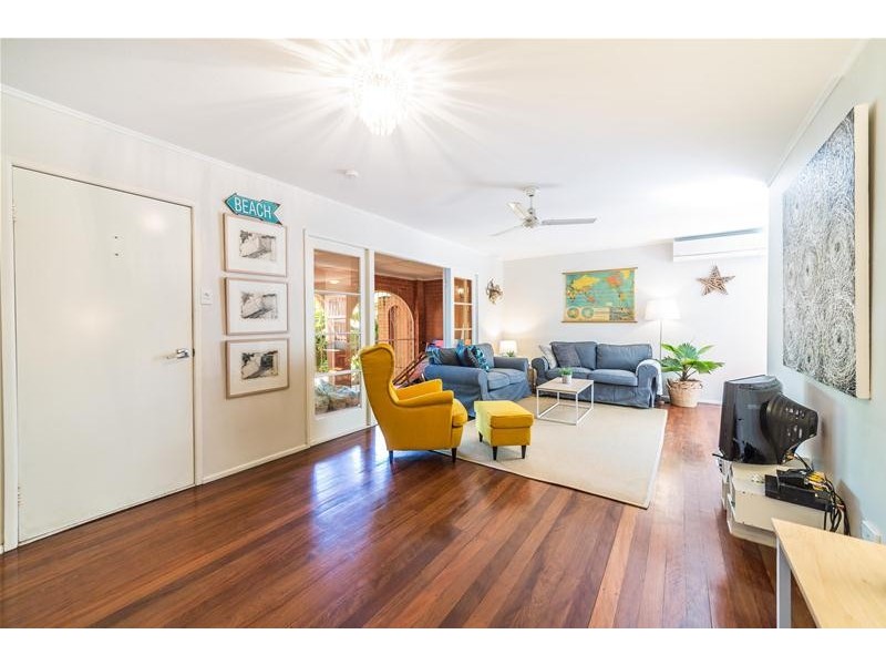 19 Norfolk Avenue, Surfers Paradise QLD 4217