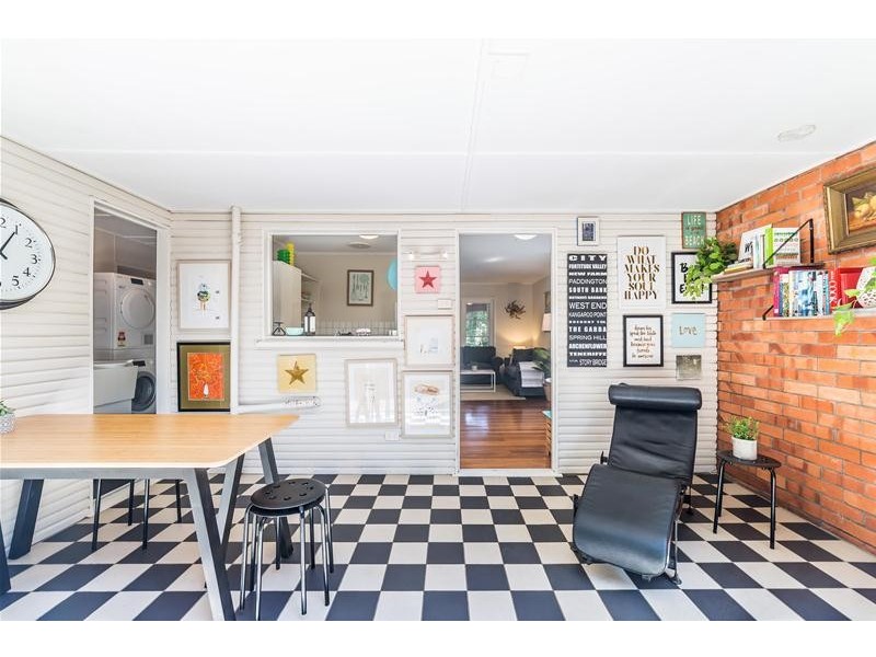 19 Norfolk Avenue, Surfers Paradise QLD 4217