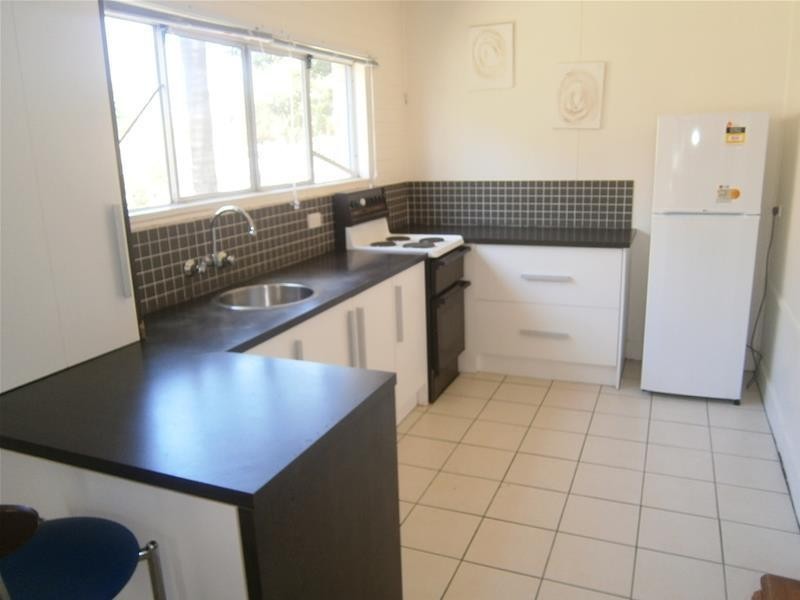 107 Stanhill Drive, Chevron Island QLD 4217