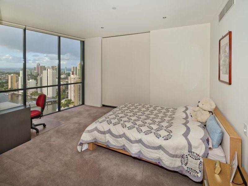 Penthouse 3103/4 Wahroonga Place ‘Avalon’, Surfers Paradise QLD 4217