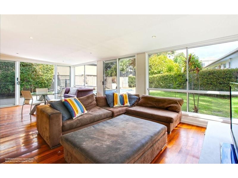 28 Yacht Street, Southport QLD 4215