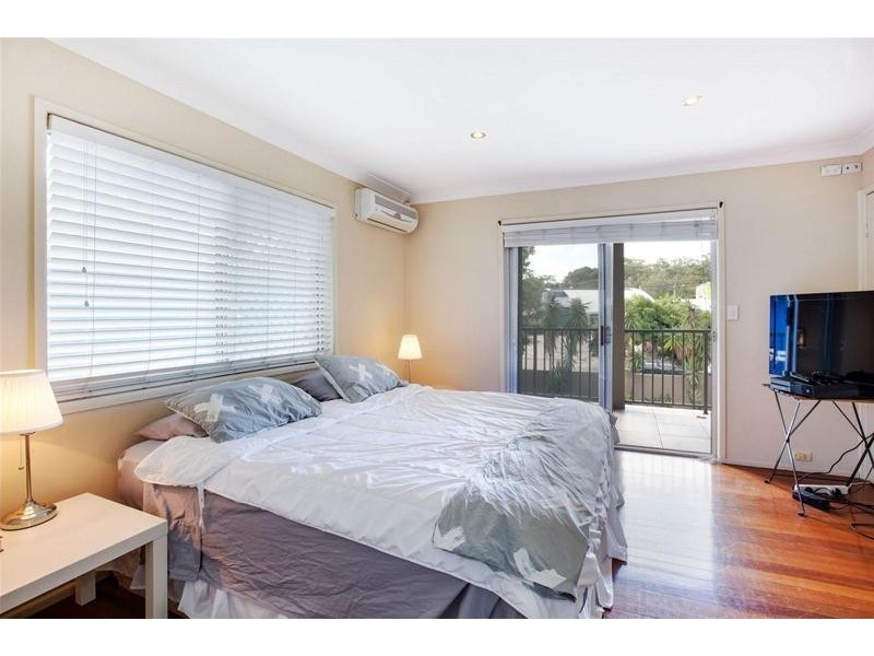 28 Yacht Street, Southport QLD 4215