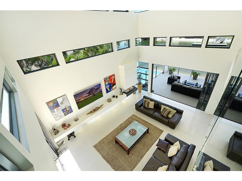 84 Commodore Drive, Paradise Waters QLD 4217