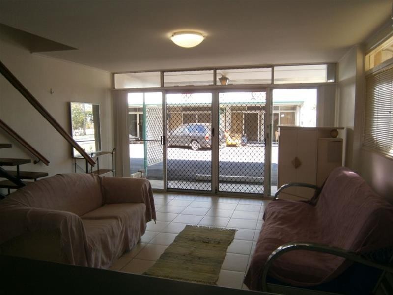 19 Watson Esplanade, Surfers Paradise QLD 4217