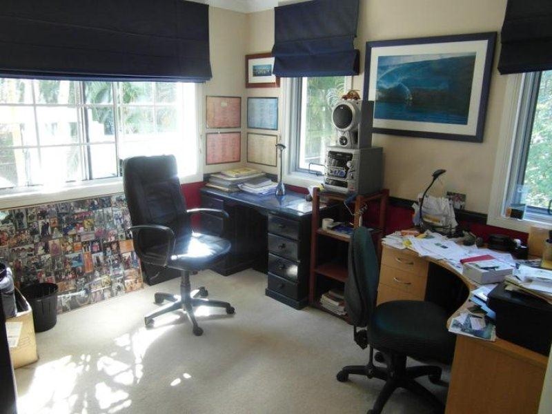 100 Cotlew Street East Road, Southport QLD 4215