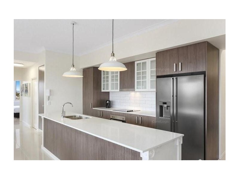 403/8 Waverley Street, Southport QLD 4215