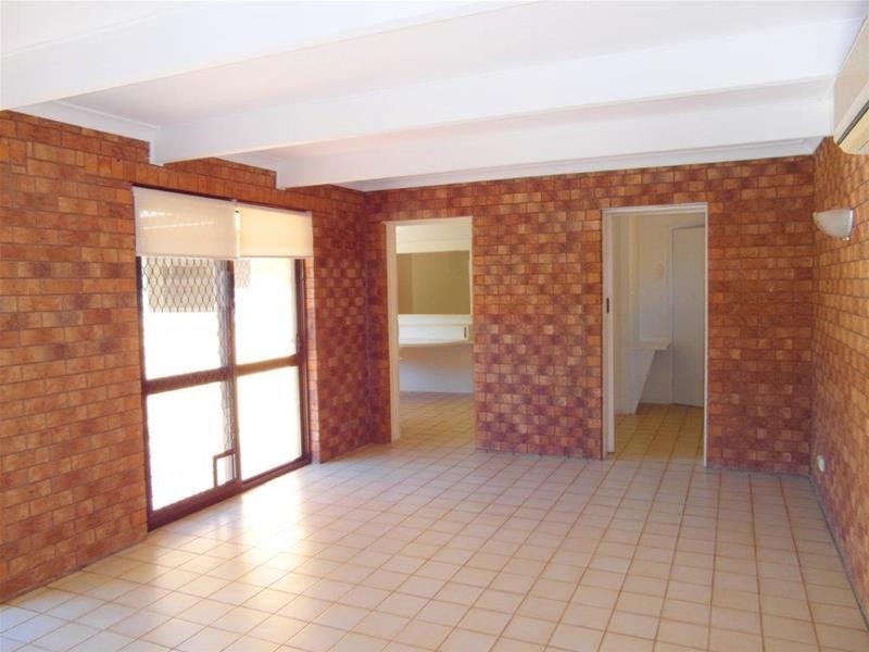 5 St Andrews Avenue, Isle Of Capri QLD 4217