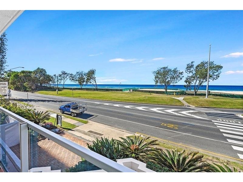 2/3456 Main Beach Parade, Surfers Paradise QLD 4217