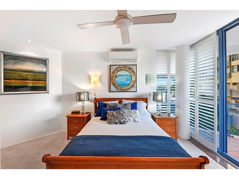 2/3456 Main Beach Parade, Surfers Paradise QLD 4217