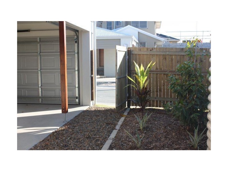 72 Damian Leeding Way, Upper Coomera QLD 4209