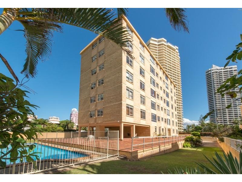 5/15 Pacific Street, Main Beach QLD 4217