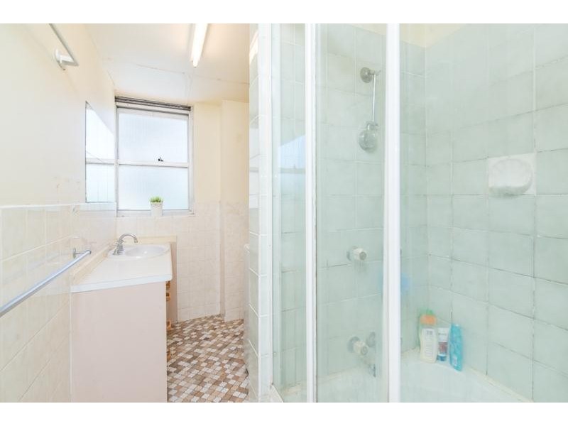 5/15 Pacific Street, Main Beach QLD 4217