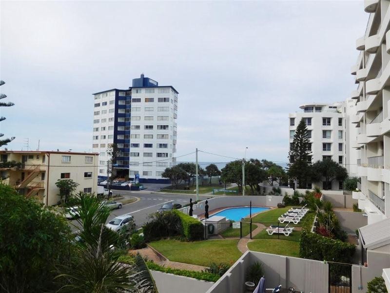 8/10 Aubrey Street, Surfers Paradise QLD 4217