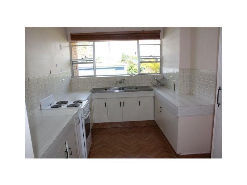 10 Sunrise Boulevard, Surfers Paradise QLD 4217