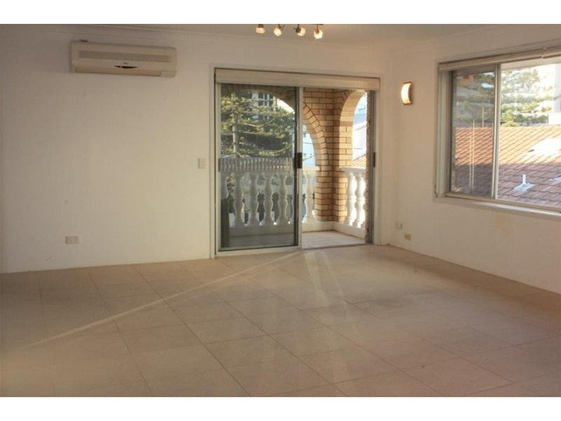 8/22 Frederick Street, Surfers Paradise QLD 4217