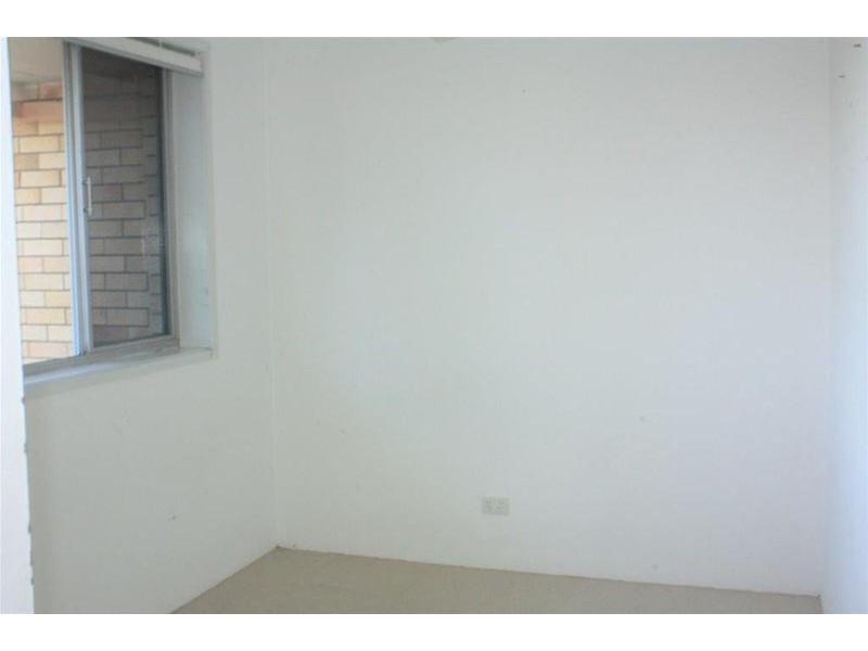 8/22 Frederick Street, Surfers Paradise QLD 4217