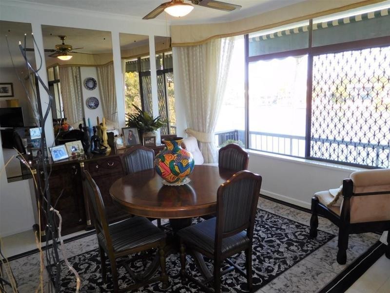 6/2964 Gold Coast Highway “Clarendon”, Surfers Paradise QLD 4217