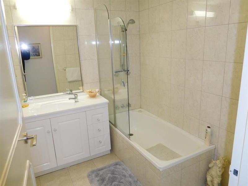 6/2964 Gold Coast Highway “Clarendon”, Surfers Paradise QLD 4217