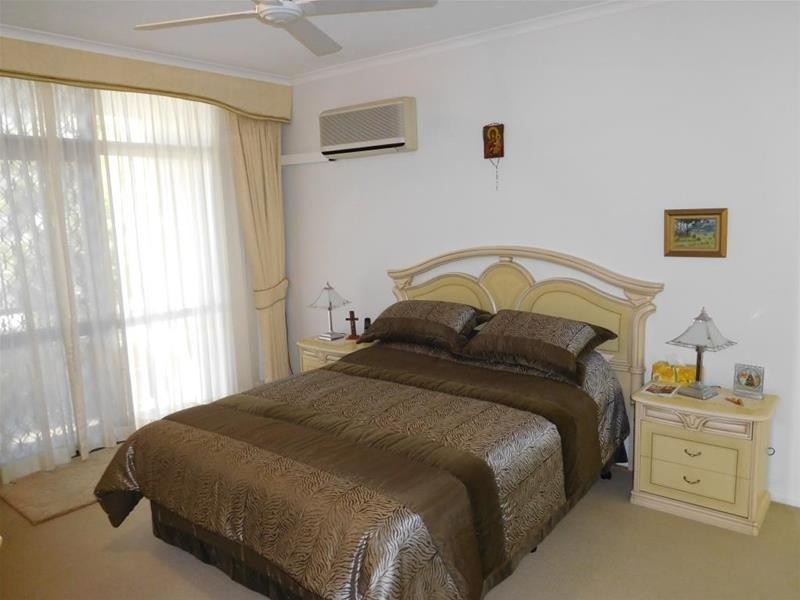 6/2964 Gold Coast Highway “Clarendon”, Surfers Paradise QLD 4217