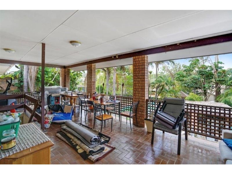 3 Sara Street, Ashmore QLD 4214