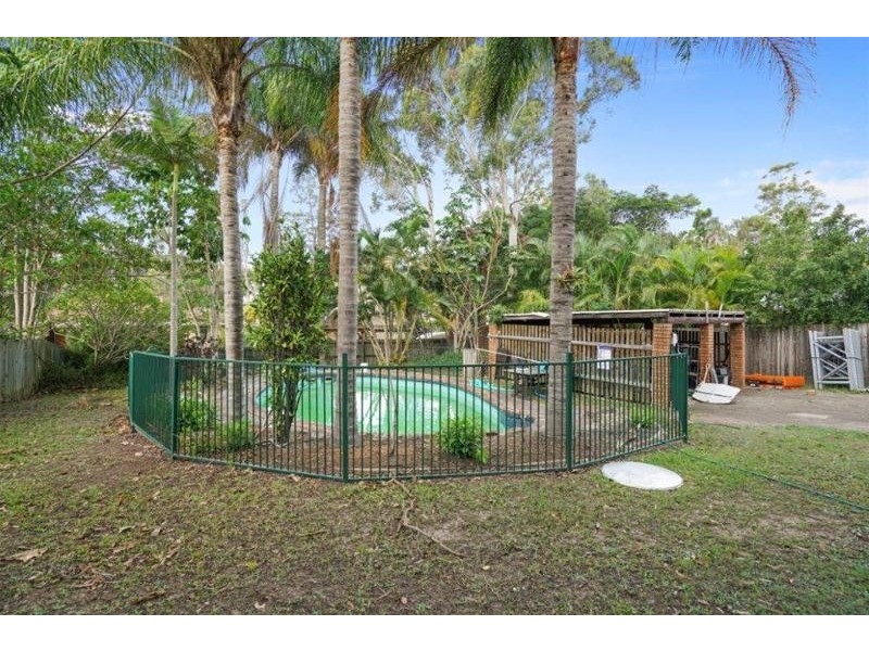 3 Sara Street, Ashmore QLD 4214