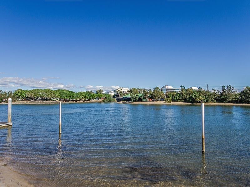 193 Stanhill Drive, Surfers Paradise QLD 4217