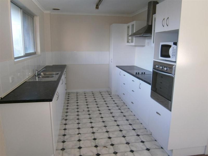 4/10 Acacia Avenue, Surfers Paradise QLD 4217