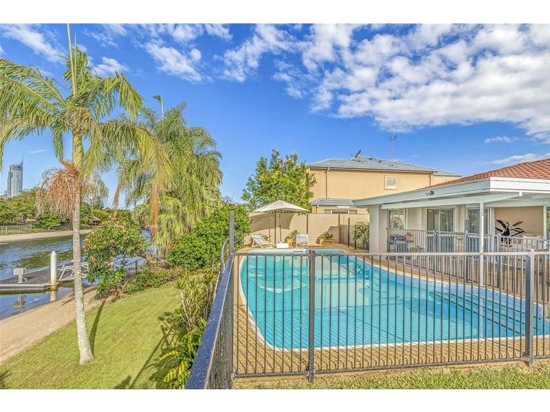 45 Rapallo Avenue, Isle Of Capri QLD 4217