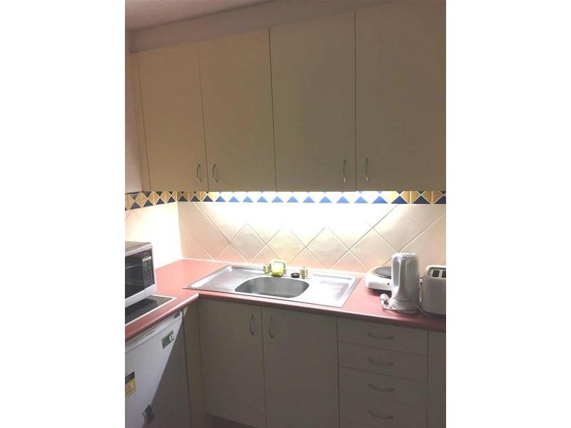 19/2877 Gold Coast Highway, Surfers Paradise QLD 4217