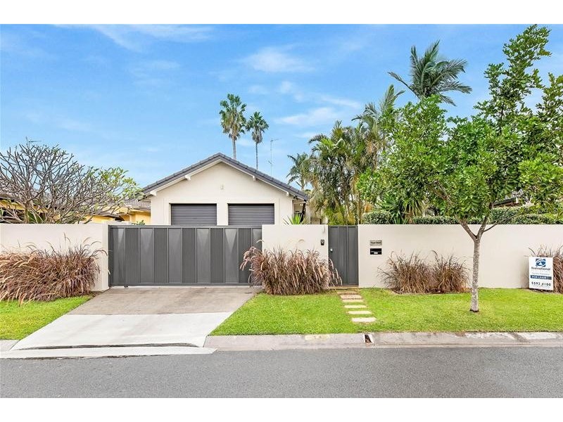 14 Lothian Avenue, Sorrento QLD 4217