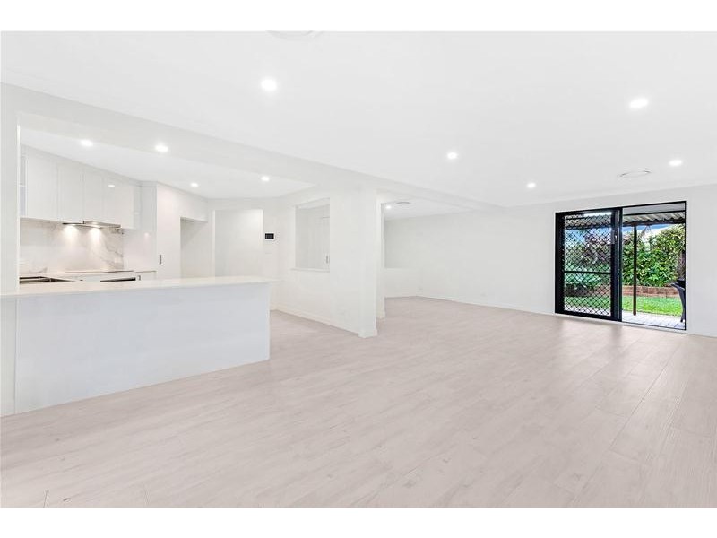 14 Lothian Avenue, Sorrento QLD 4217