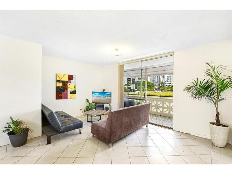 8/59 Peninsular Drive, Surfers Paradise QLD 4217