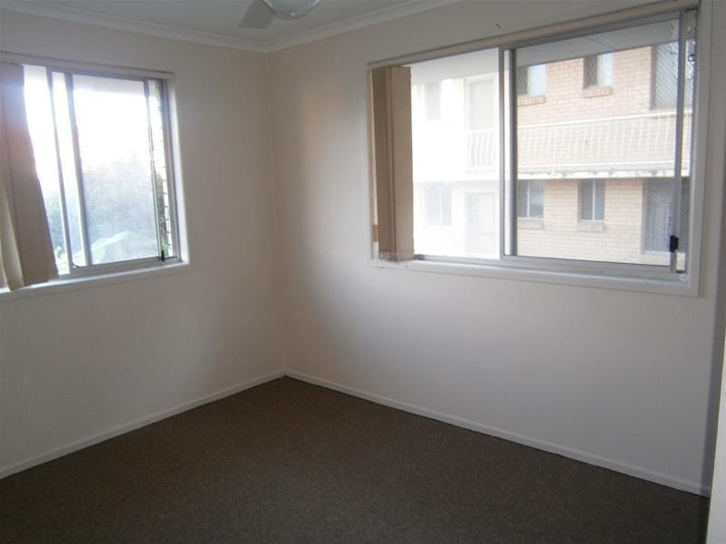 10 Acacia Avenue, Surfers Paradise QLD 4217