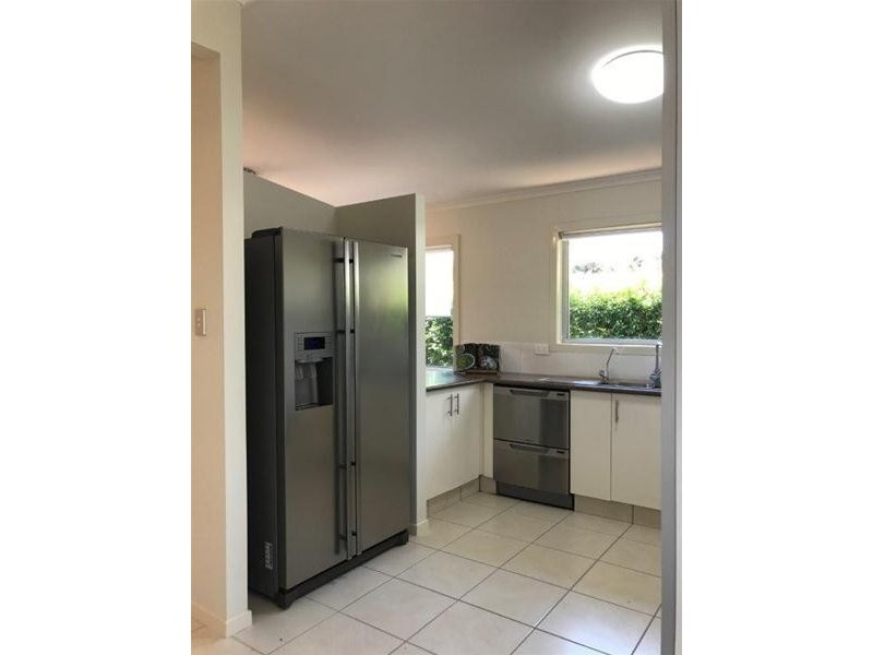 14 Berrigan Street, Southport QLD 4215