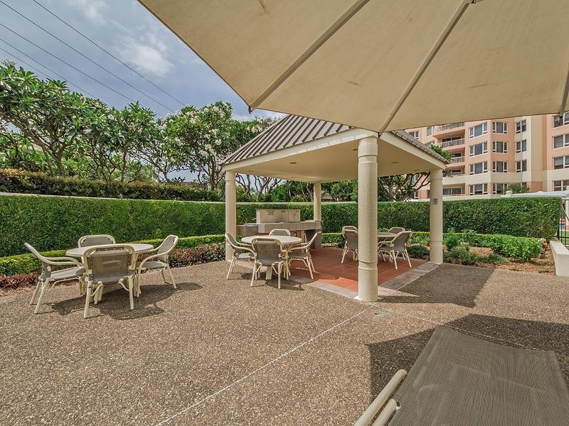 129 Surf Parade “Belle Maison”, Broadbeach QLD 4218