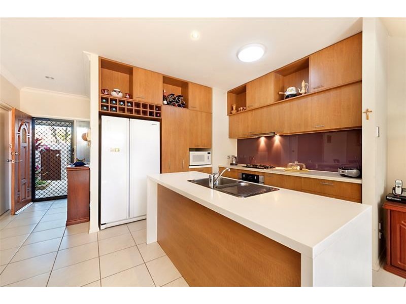 31/7 Elliott Street, Isle Of Capri QLD 4217