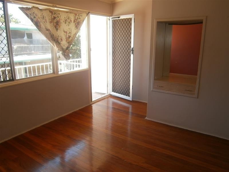 17 Watson Esplanade, Surfers Paradise QLD 4217