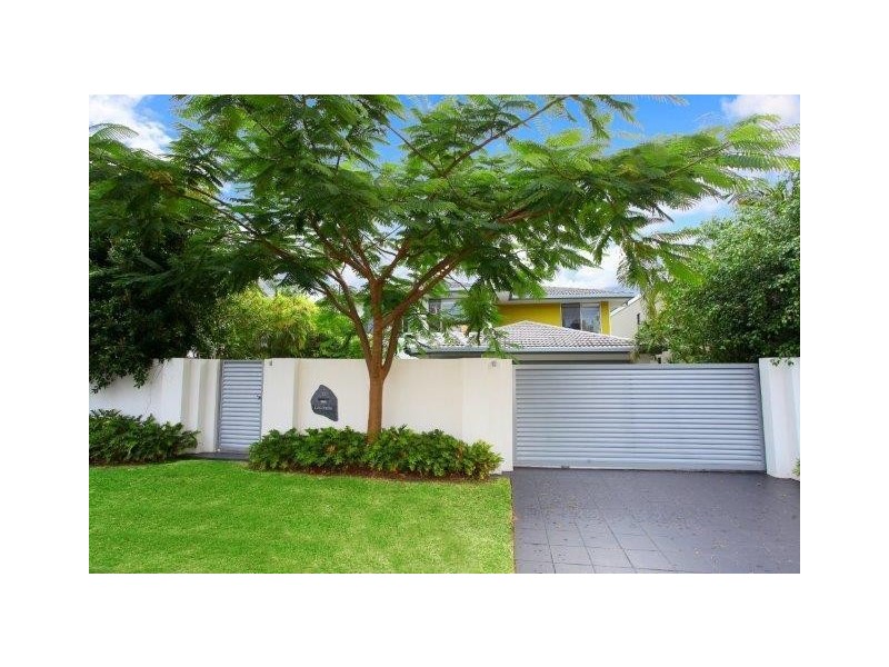 50 The Promenade, Isle Of Capri QLD 4217