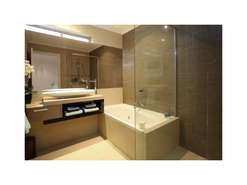 50 The Promenade, Isle Of Capri QLD 4217