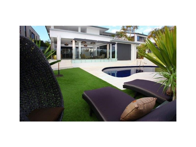 50 The Promenade, Isle Of Capri QLD 4217