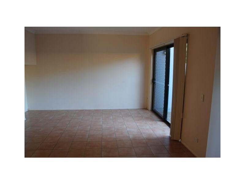 25 Blake Street, Southport QLD 4215