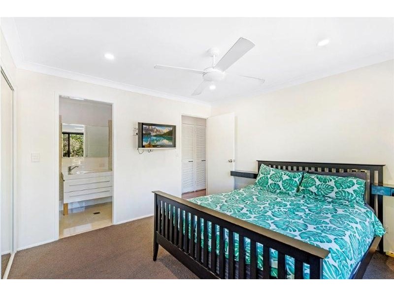 66 Currumburra Road, Ashmore QLD 4214