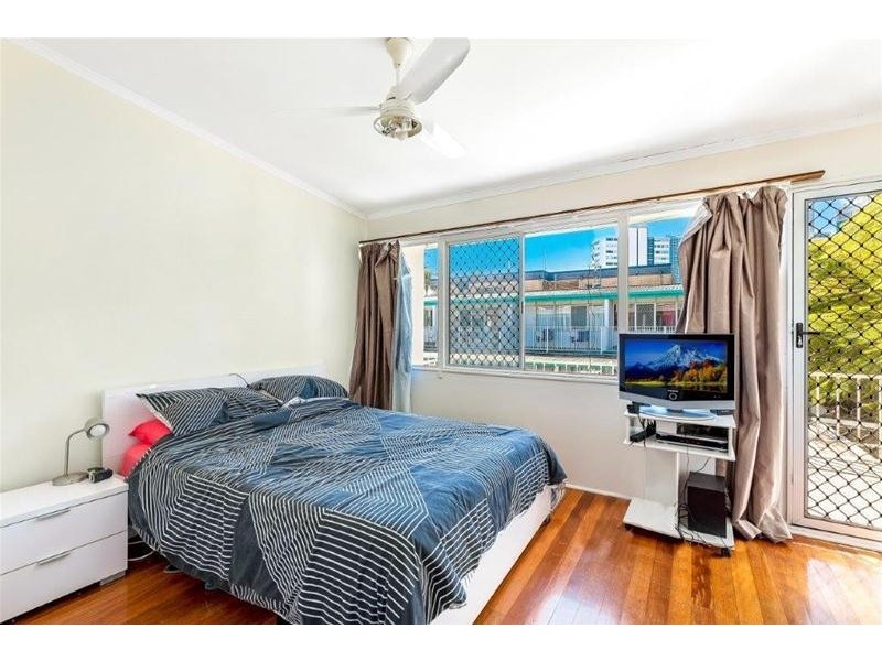 17 Watson Esplanade, Surfers Paradise QLD 4217