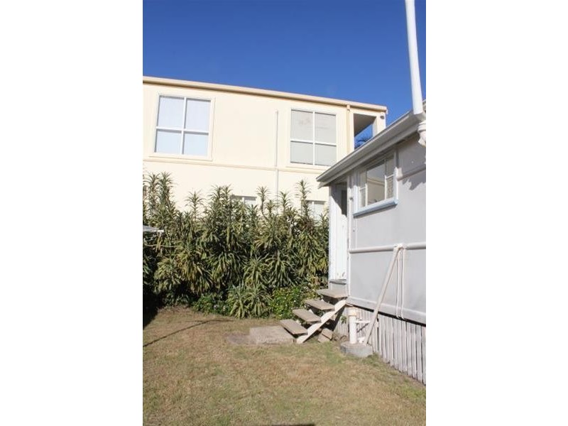 61 Palm Avenue, Surfers Paradise QLD 4217